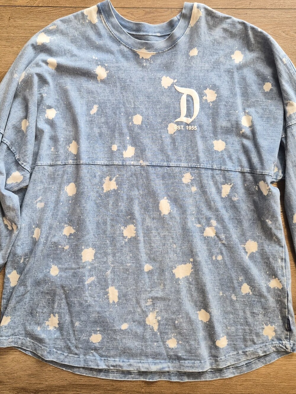 ​Disneyland Bleach Splatter Denim Spirit Jersey Blue Adult XXL EUC